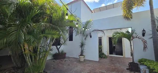 Casa con 24paneles en renta en Montecristo, Mérida Casa con 24paneles en renta en Montecristo, Mérida
