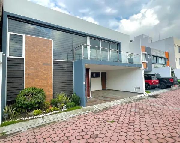 Renta de Casa Residencial Amueblada en San Andrés Cholula, Puebla