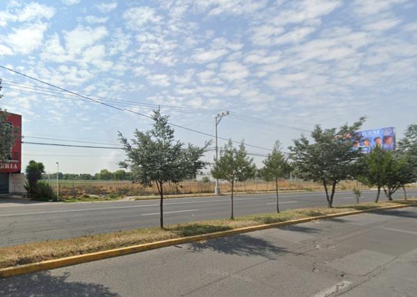 TERRENO COMERCIAL MIDE1,672M2