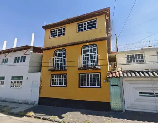 Casa en remate en Coacalco, cerca de servicios esenciales