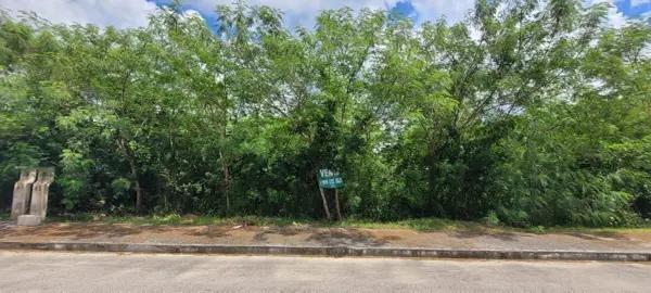 Terreno residencial en privada en Venta en Conkal, Mérida