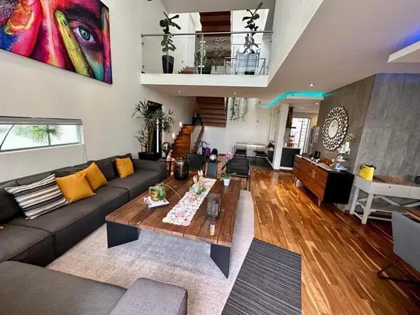 Casa de lujo en CUMBRES DEL LAGO