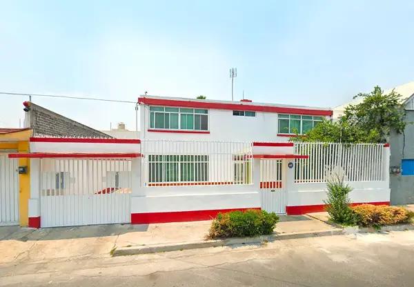 Propiedad en Remate: Casa Espaciosa en Los Olivos, Tláhuac