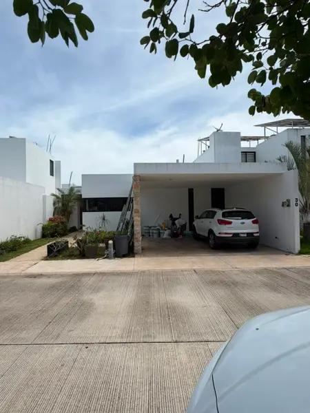 Casa de Una Planta en Venta en Privada Trinum, Santa Gertrudis Copó