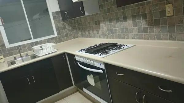 Casa amueblada en renta Fraccionamiento Bosques de Cantabria, EdoMex