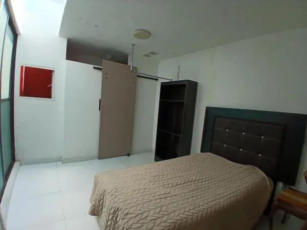 Amplio Recàmara con baño privado en Renta en Boulevares, Naucalpan de Juárez, cera av Lomas Verdes