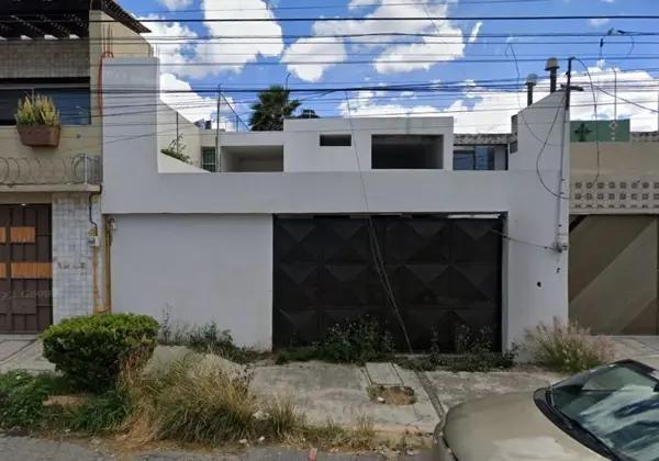 CASA EN VENTA EN PUEBLA