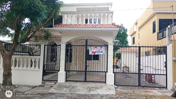 Renta bonita casa 2 recámaras sin climatizar próxima a Sams Club