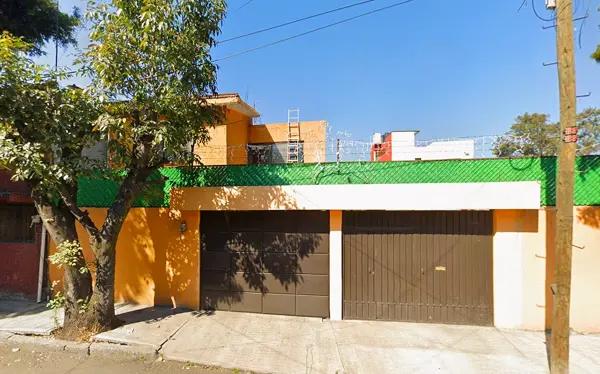 Casa en Remate en Naucalpan - Oportunidad en Cervecera Modelo
