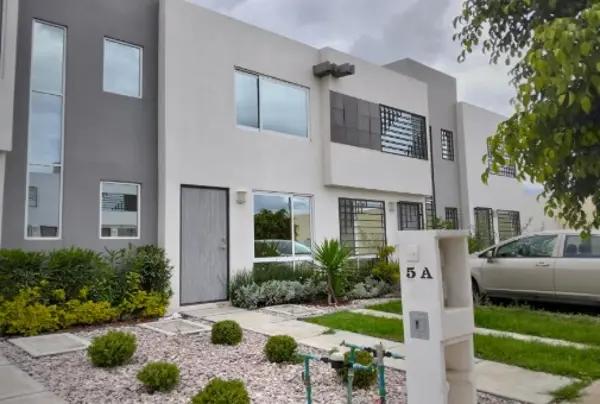 CASA DE ENTREGA INMEDIATA EN GALAXIA LA CALERA, PUEBLA