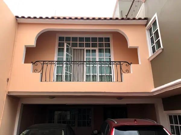 Casa en venta en Lomas de San Lorenzo, Iztapalapa, amplia y bien ubicada