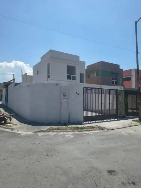 Venta de casa en privada