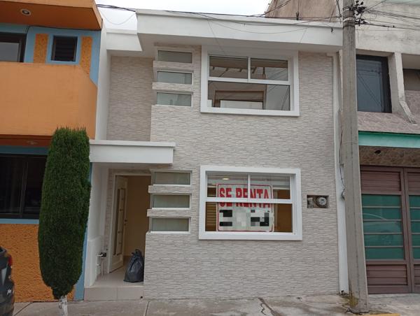 CASA RECIÉN REMODELADA EN RENTA | LOS CEDROS, METEPEC