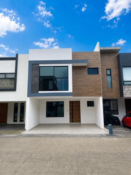 Casa en venta en Puebla  Cuautlancingo Camino a Coronango  Plaza San Diego