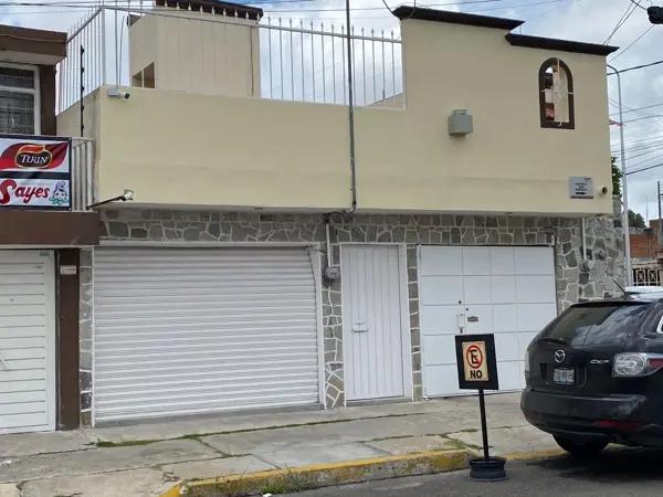 Renta local a pie de calle. Col. San Manuel. Blvd San Ignacio