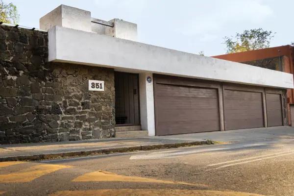 CASA EN VENTA EN JARDINES DEL PEDREGAL .