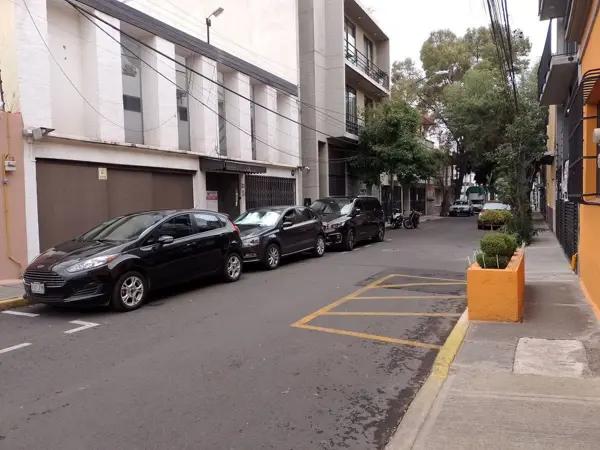 Se vende casa en la   Nochebuena .
