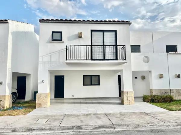 RESIDENCIA EN VIÑEDOS INCLUYE MTTO DEL FRACC.