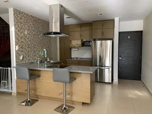 Departamento 3 Recámaras en Torre Micropolis, Amueblado y Equipado Zona Tec