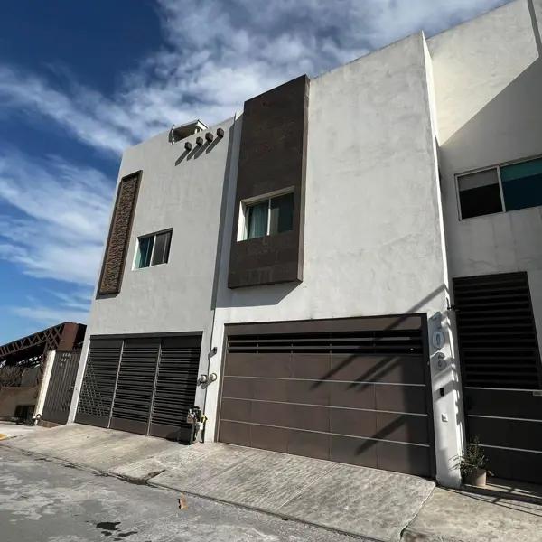 Casa en Renta en Cumbre Elite Premier Sector Olimpo, Zona Cumbres
