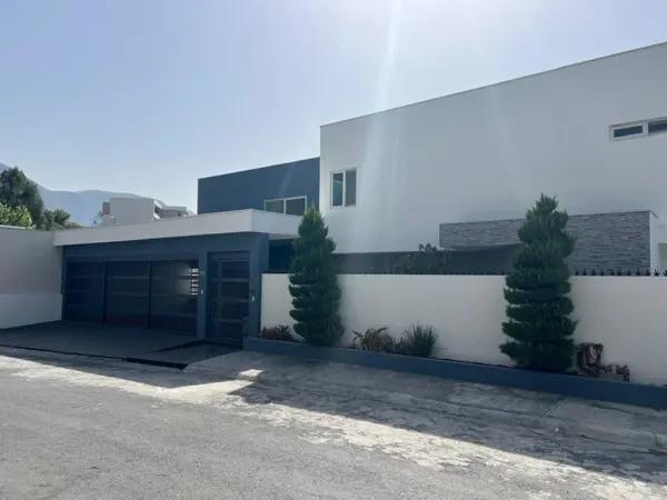 Casa en Venta en Valle de Bosquencinos, Zona Sur de Monterrey