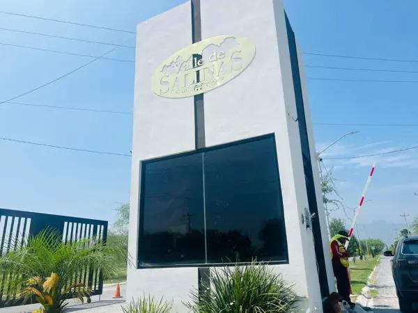 Quinta en Venta en Valle de Salinas, en Salinas Victoria.