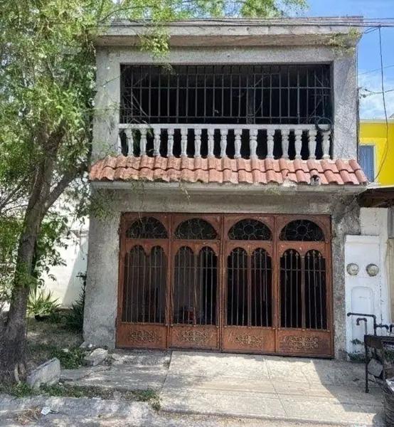 Casa en Venta en Cosmópolis 1er Sector Apodaca, N. L.