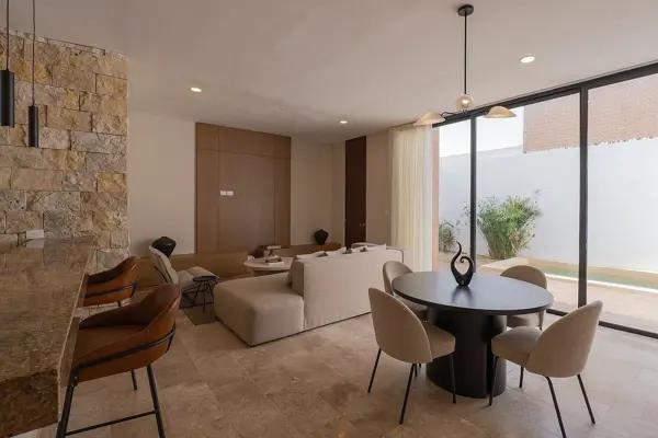 Venta de casa con alberca en Temozón Norte. Mérida