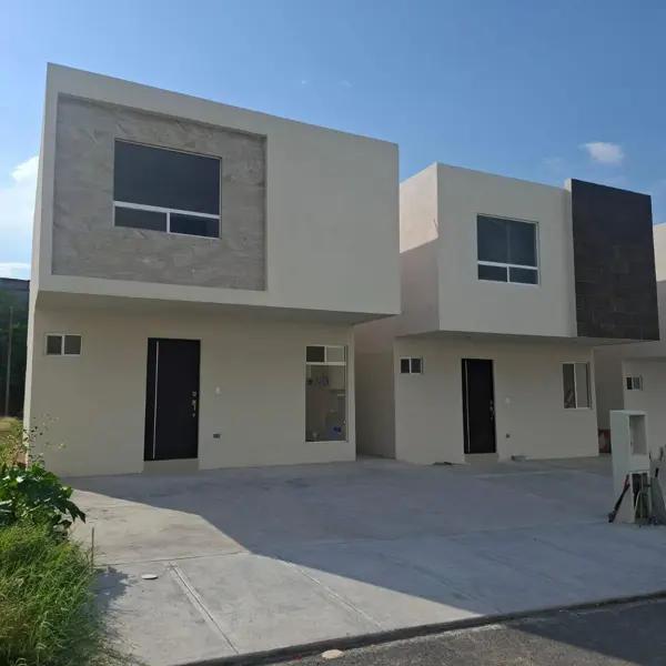 Casa en Pre Venta en Lomas del Rey, en Zona Guadalupe N. L.