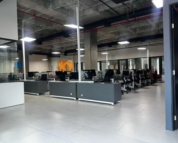 Oficinas en Renta en Zona San Agustin de San Pedro Garza Garcia, Zona Valle Oficina en Renta en Corr