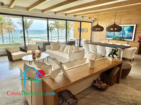 Departamento en Tres Vidas con terraza, jacuzzi privado y vista al mar
