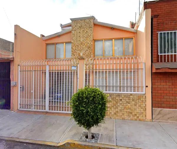 Casa en Remate en Constitución de 1917, Iztapalapa, Ciudad de México