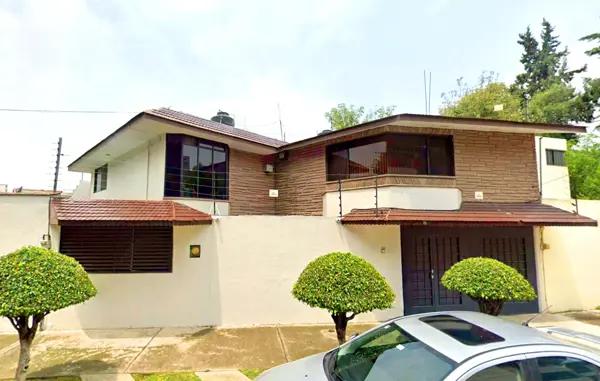 Casa en Remate Hipotecario en Valle Dorado, Tlalnepantla de Baz