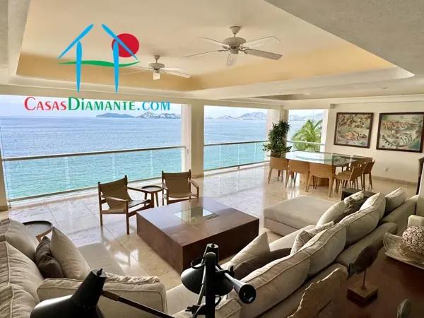 Departamento de playa con vista directa al mar