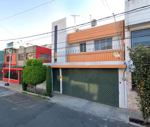 Casa en Reforma Iztaccihuatl Sur en Ciudad de México, Remate Hipotecario