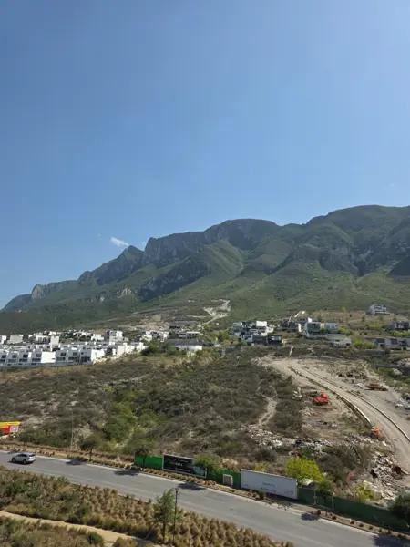Terreno residencial en Via Cordillera, Valle Poniente en Santa Catarina Nuevo Leon
