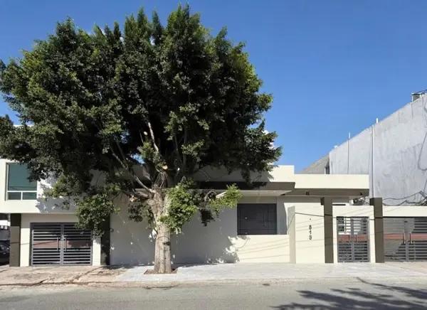 CASA EN VENTA EN LA LINDA VISTA, GUADALUPE