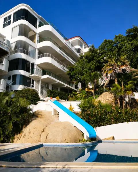 ACAPULCO | 100 M² | 2 RECÁMARAS | TERRAZA | ALBERCA | $1.53 MDP
Avalúo: $3.1 MDP