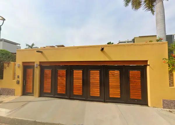 Residencia de Remate Bancario en Club de Golf Palma Real, Zihuatanejo
