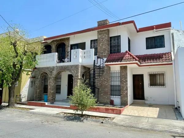 CASA EN VENTA EN RINCÓN DE LA PRIMAVERA, MONTERREY, N.L. CASA EN VENTA EN RINCÓN DE LA PRIMAVERA, MONTERREY, N.L.