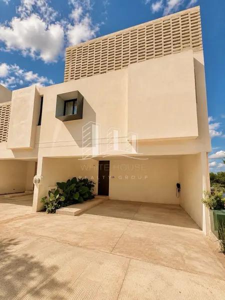 | Casa de 3 Recámaras equipada en venta  en Privada Residencial |