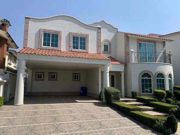 CASA EN RENTA EN LA PROVIDENCIA METEPEC