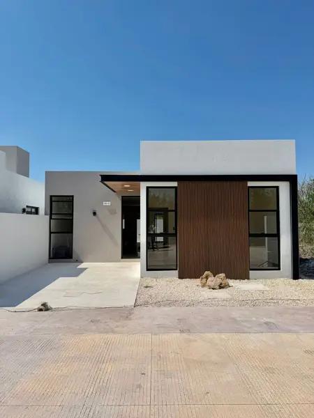 Casa de una planta en venta en privada residencial en Conkal.