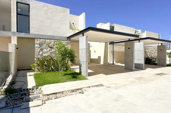Casa en venta en Privada residencial en Conkal, Yucatán.