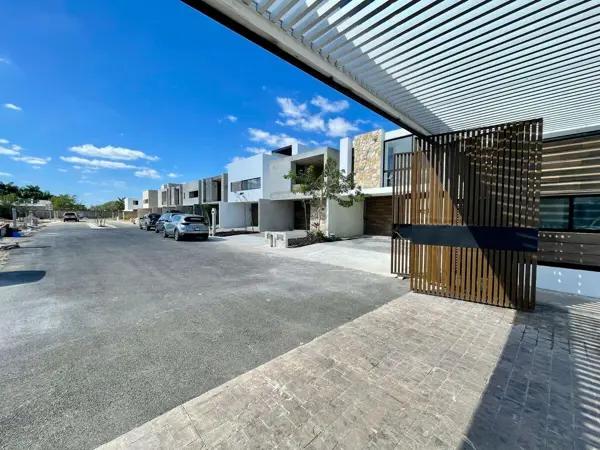 Casa residencial en venta en la zona norte de Mérida