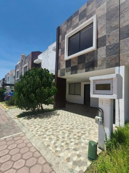 Casa en venta en Santiago Momoxpan, San Pedro Cholula, Puebla