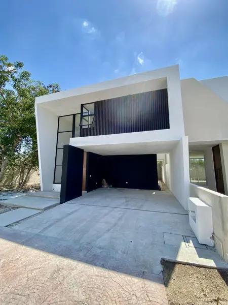 Casa en privada Residencial Altozano en VENTA Casa en privada Residencial Altozano en VENTA
