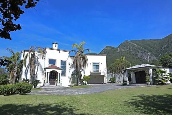 Casa En Venta, Santiago, Monterrey, Nuevo León. Casa En Venta, Santiago, Monterrey, Nuevo León.