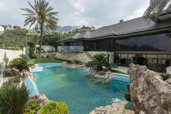 Casa En Venta De Lujo, San Patricio, San Pedro Garza García, Nuevo León Casa En Venta De Lujo, San Patricio, San Pedro Garza García, Nuevo León