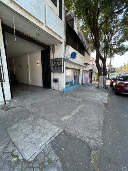 Local comercial en renta en Avenida Insurgentes